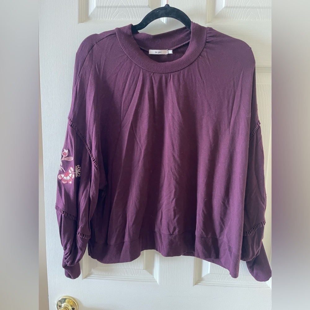 Mi Ami sweater • Women’s M